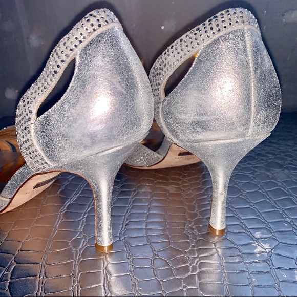 Crystal Embellished Badgley Mischka Heels - Picture 6 of 7